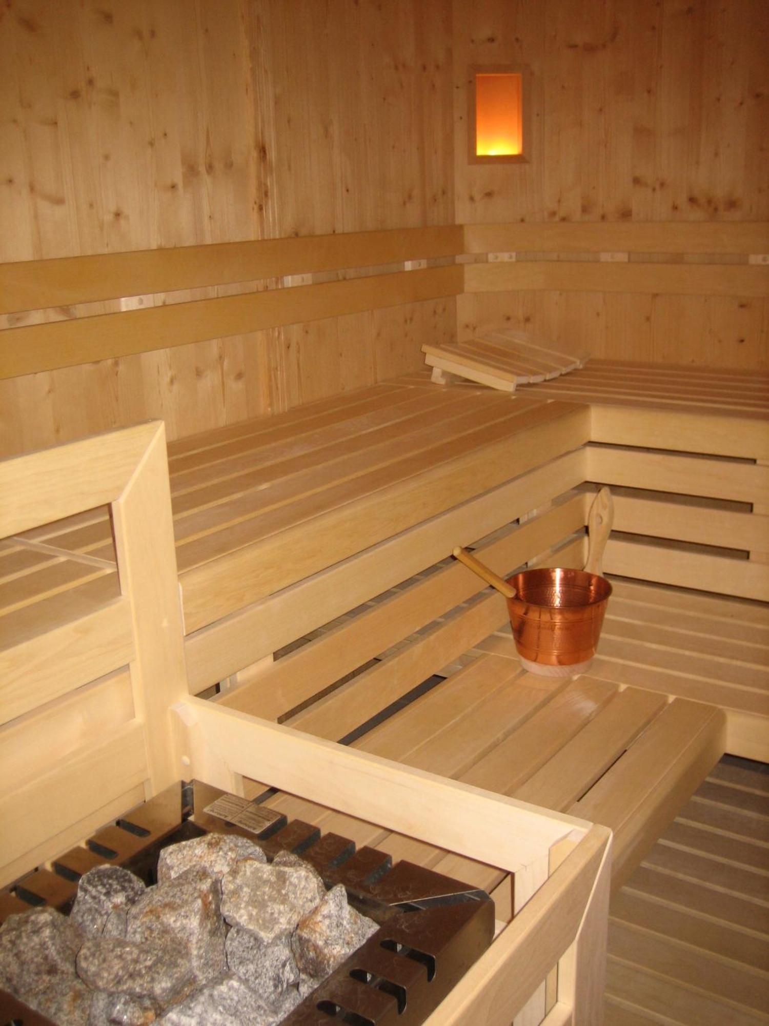 Garni - Appartement Neumairhof Rasun di Sopra Exterior photo