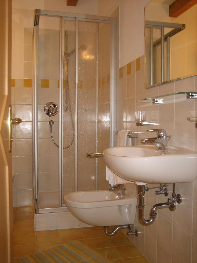 Garni - Appartement Neumairhof Rasun di Sopra Room photo