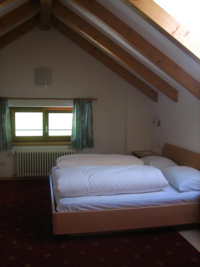 Garni - Appartement Neumairhof Rasun di Sopra Room photo